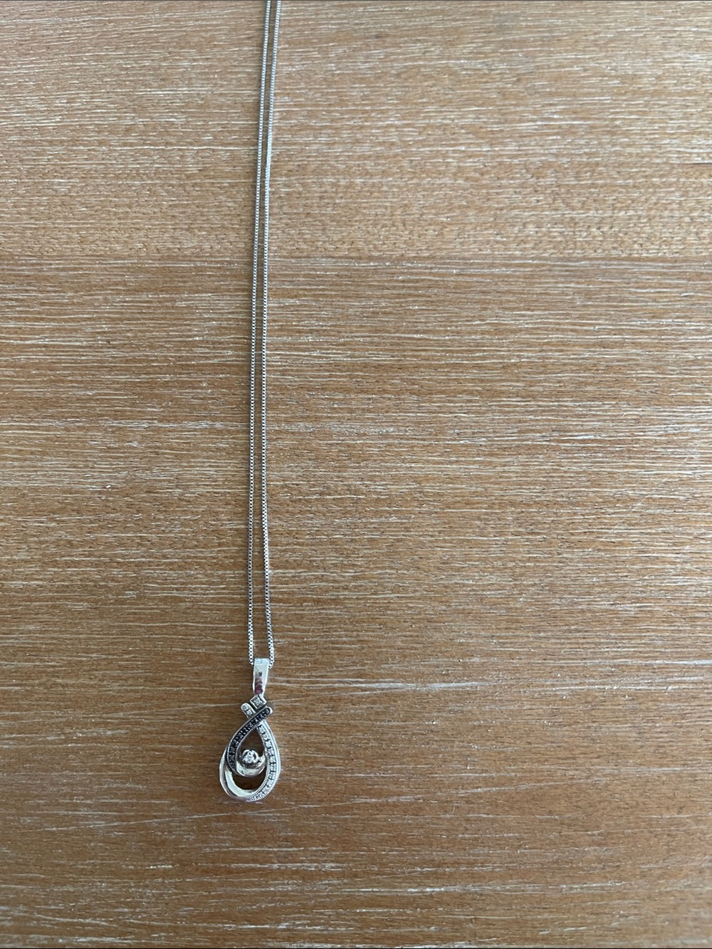 Kay Jewelers Silver Teardrop Infinity Necklace with Center Stone